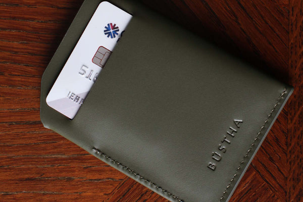 Earth/C 'MNML' Card Holder 'OLIVE'