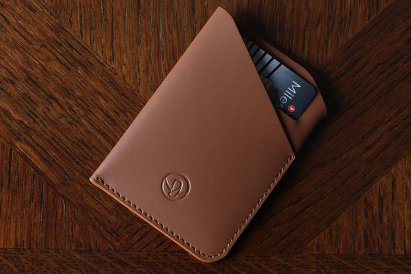 Earth/C 'MNML' Card Holder ' SADDLE'