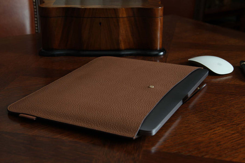 Atelier/C  'SLIM' Leather Sleeve for MacBook Pro 14 inch  'TAN'