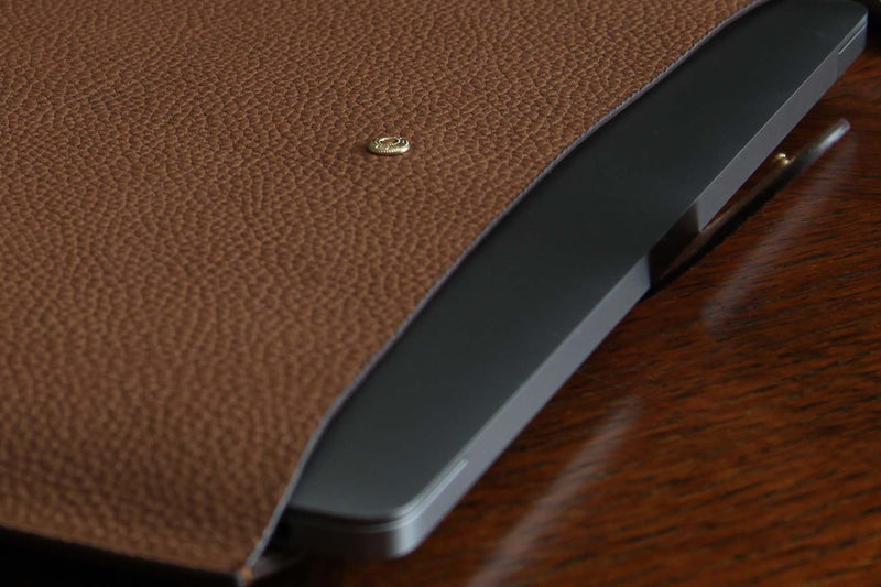 Atelier/C  'SLIM' Leather Sleeve for MacBook Pro 14 inch  'TAN'