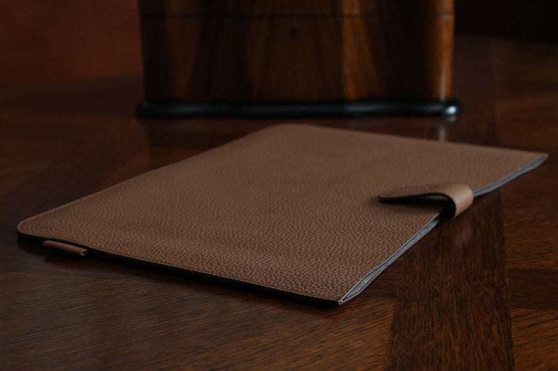 Atelier/C  'SLIM' Leather Sleeve for MacBook Pro 14 inch  'TAN'