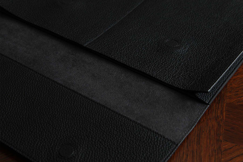 Atelier/C 'FLAP' Leather Hand Bag for MacBook 13 & 14 inch 'NOIR'