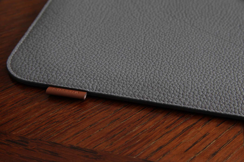 Atelier/C  'SLIM' Leather Sleeve for MacBook Pro 14 inch  'STONE'