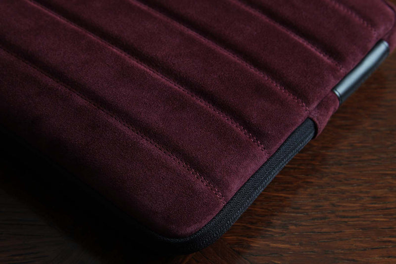 Earth/C 'PUFFER' Suede MacBook Sleeve for 13 inch & 14 inch 'MAROON'