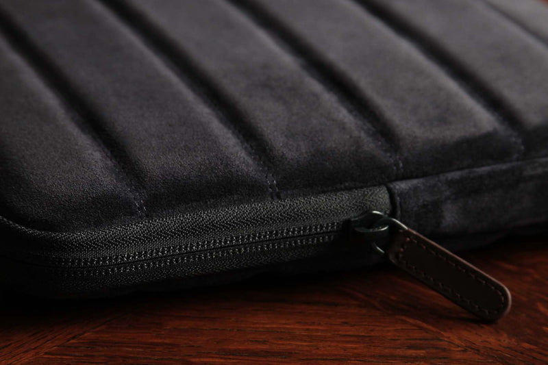 Earth/C 'PUFFER' Suede MacBook Sleeve for 13 inch & 14 inch 'NAVY'