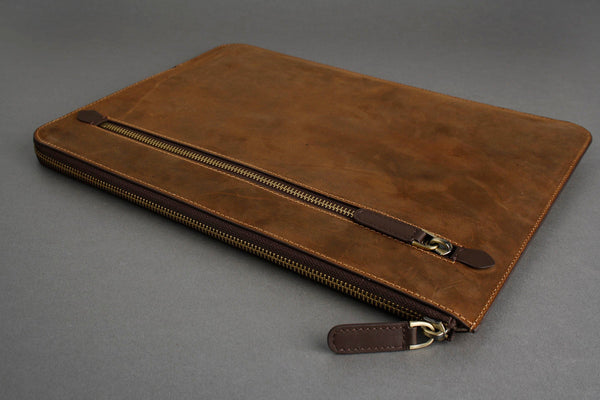 Earth/C 'Zip Folio' Crazy Horse Leather Hand Bag for MacBook 13 inch & 14 inch  'RUSTY BROWN'