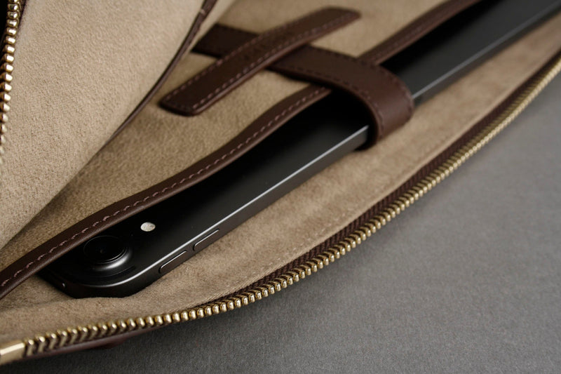 Earth/C 'Zip Folio' Suede and Leather Hand Bag for MacBook 13 inch & 14 inch  'DARK KHAKI'