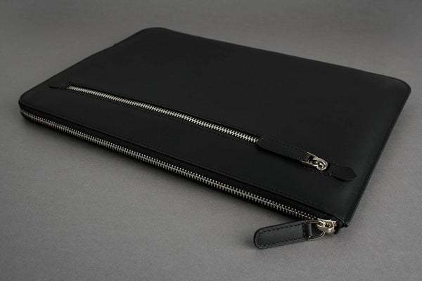 Earth/C 'Zip Folio' Leather Hand Bag for MacBook 13 inch & 14 inch  'NOIR'