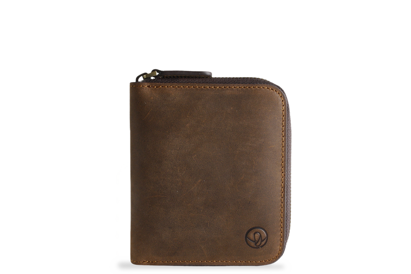 Earth/C 'Zip' S Crazy Horse Leather Card Holder 'RUSTY - MOCHA'