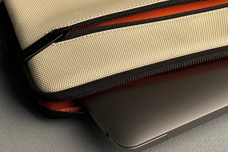 Urban/C 'Compact - M'  Protective Sleeve for MacBook 13 & 14 inch  'SHELL'